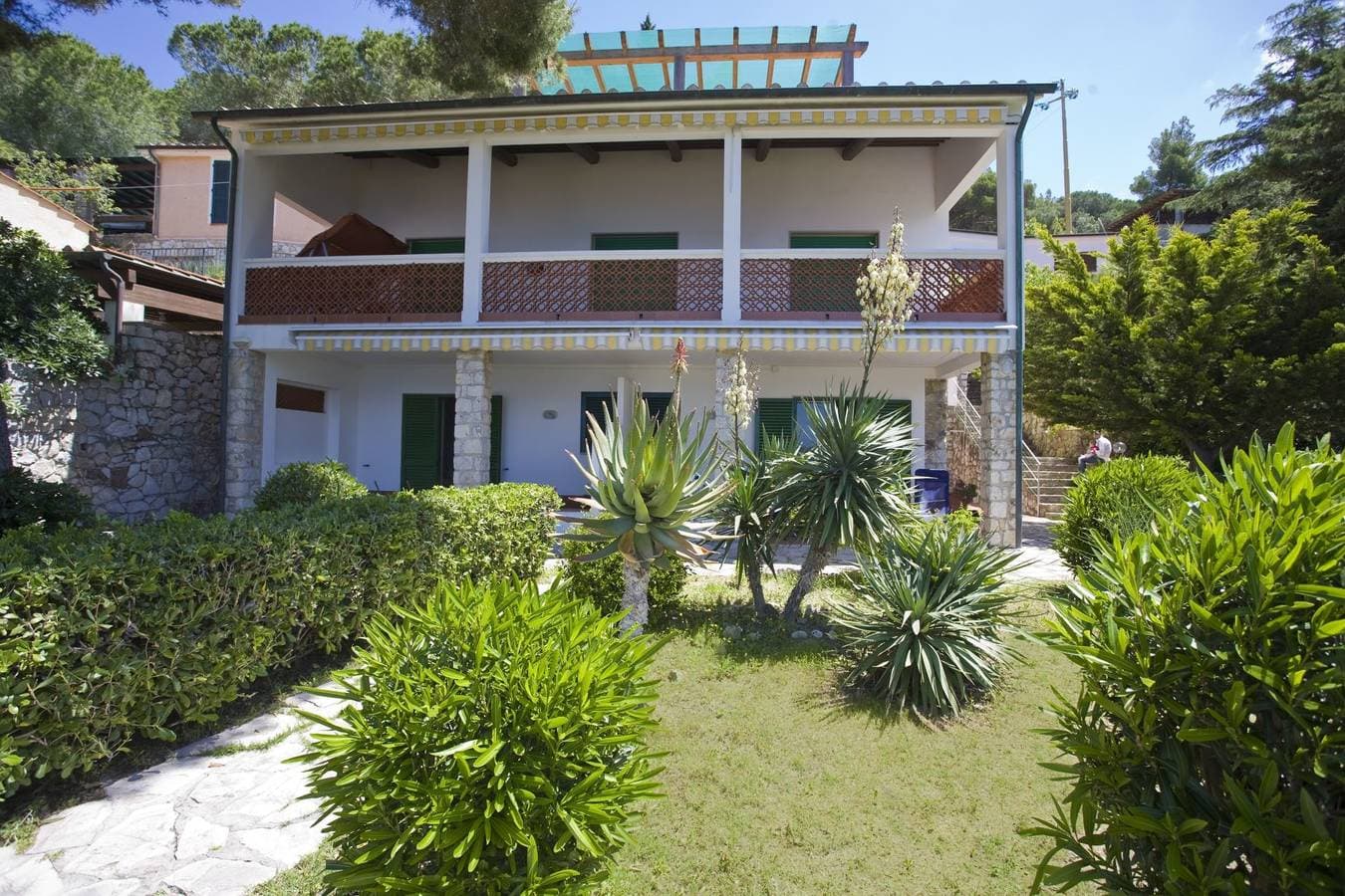 Foto 12 von 33: Ferienwohnung für 4 Personen mit Garten