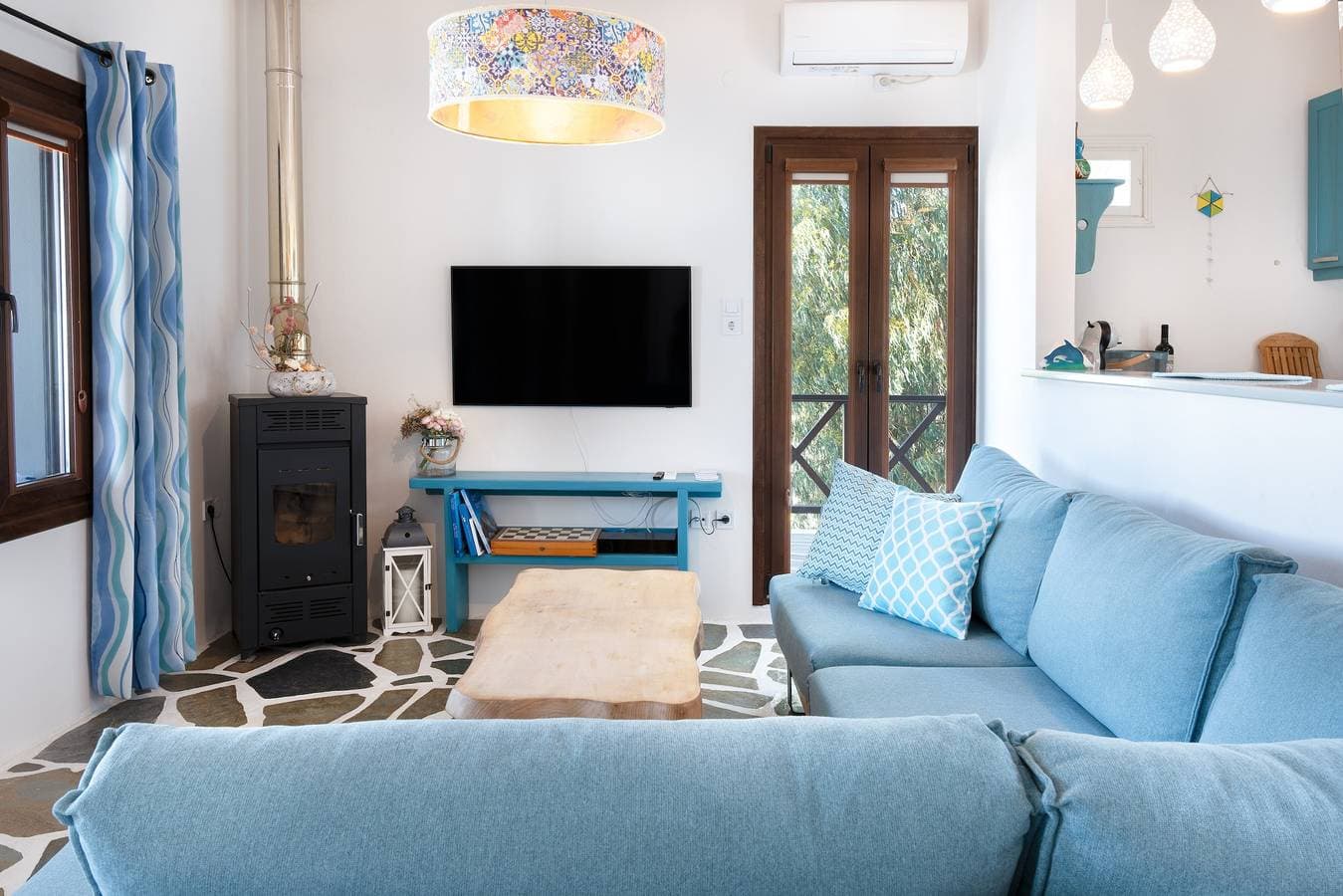Foto 7 von 32: Ferienwohnung 'Dendrinos House' mit Meerblick, WLAN und Klimaanlage