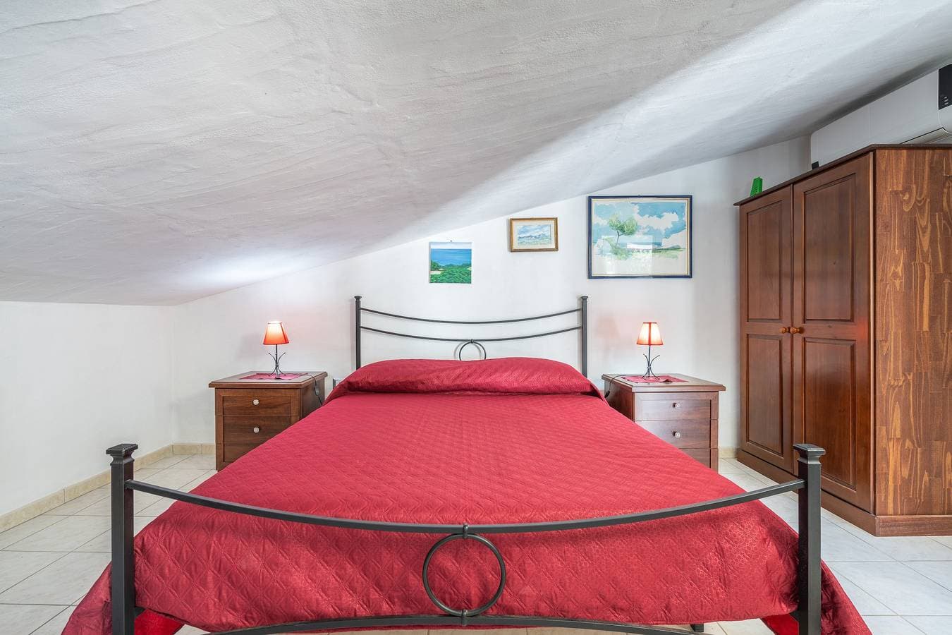Foto 5 von 29: Ferienhaus 'Il Lentischio - Corbezzolo' in Cala Lunga 200 Meter vom Meer entfernt