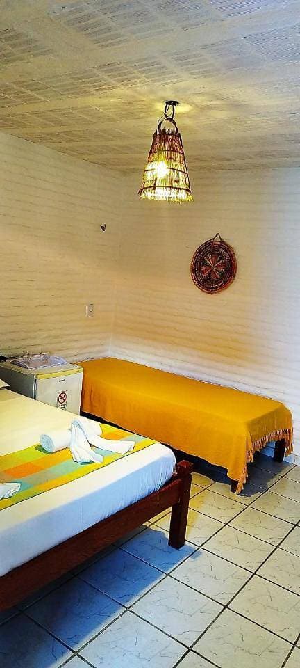 Foto 8 von 22: Triple Room with Bathroom