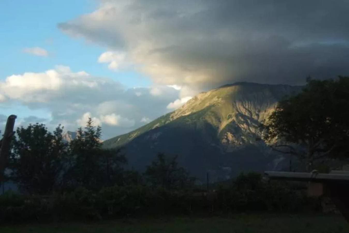 Foto 11 von 21: Ferienwohnung mit See- und Bergblick