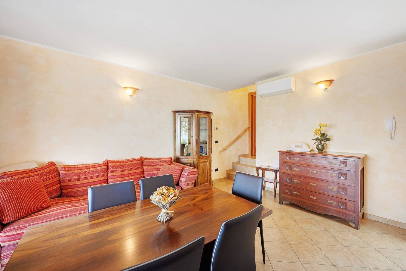 Foto 7 von 31: Ferienwohnung 'Jessica' mit Seeblick, WLAN und Klimaanlage