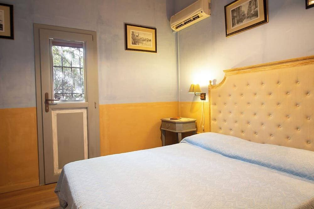 Foto 2 von 14: Accogliente Villa Immersa nel Verde con Incantevole Vista Mare