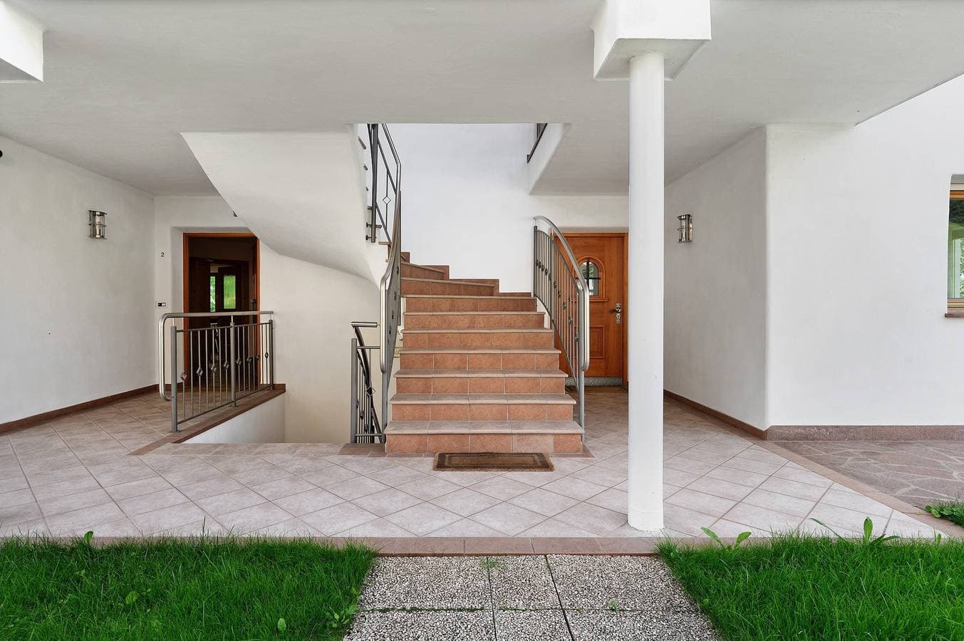 Foto 6 von 30: Ferienwohnung 'Villa Nussbaumer B' mit Bergblick, privater Terrasse und Wi-Fi