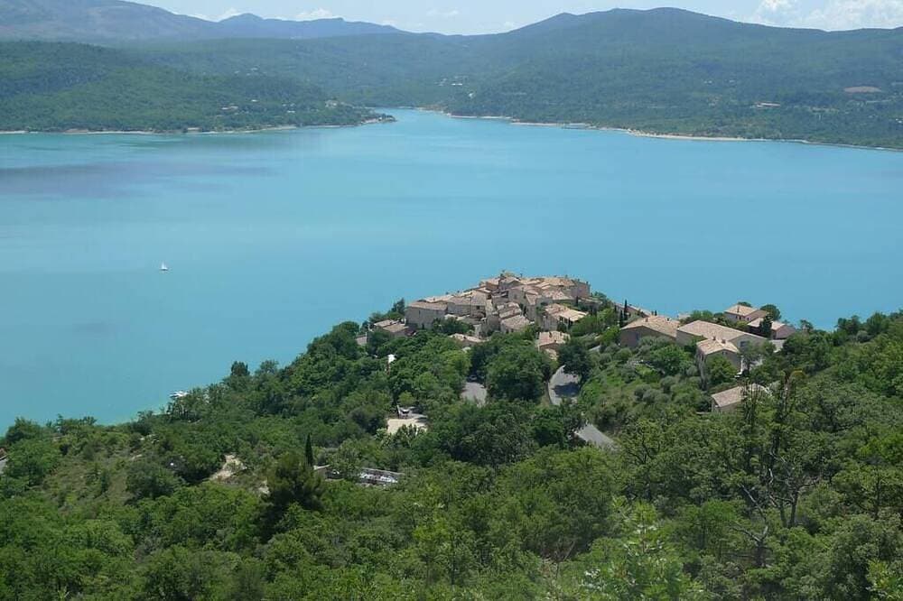 Foto 10 von 13: Dorfhaus mit atemberaubender Aussicht auf Lac Ste Croix