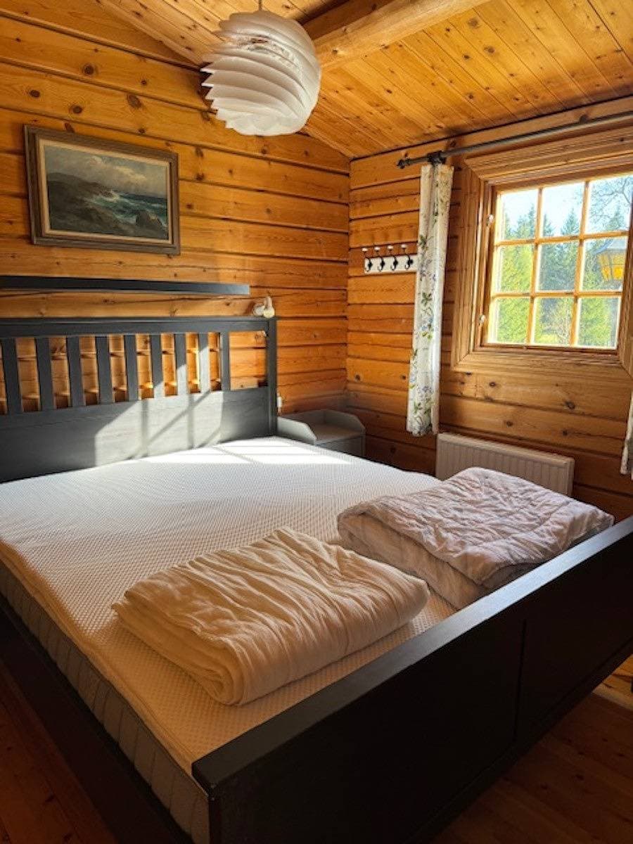 Foto 4 von 16: Schöne Ferienhaus-Blockhütte zwischen den See Bolmen und Unnen mit eigenem Boot