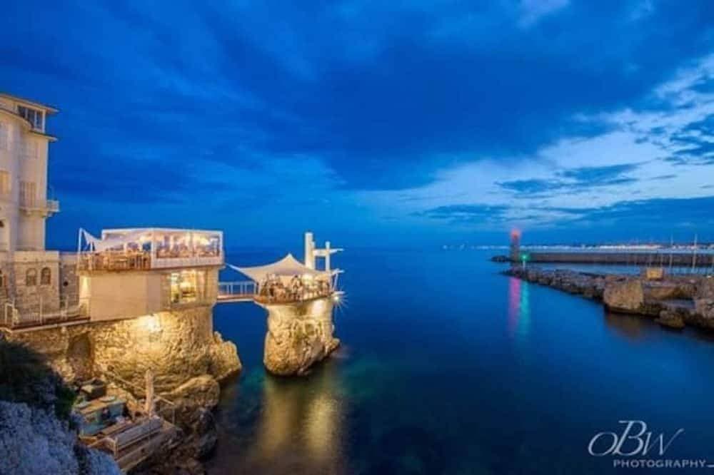 Foto 11 von 19: Superbe Studio Lumineux au Port de Nice, Clim, Tram, Calme