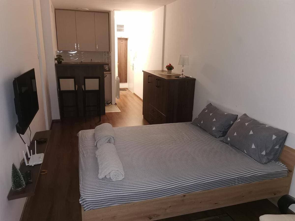 Foto 5 von 29: One-Bedroom Apartment
