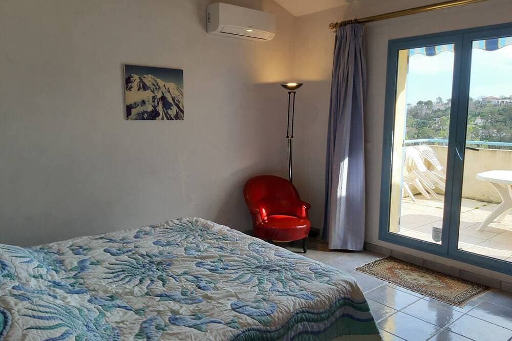 Foto 2 von 12: Apt N°2/35m² private solarium 16m². www.sejours-de-reves-cote-dazur.ovh/index.htm