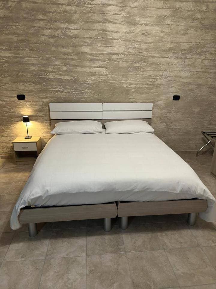 Foto 10 von 22: Double Room with Balcony