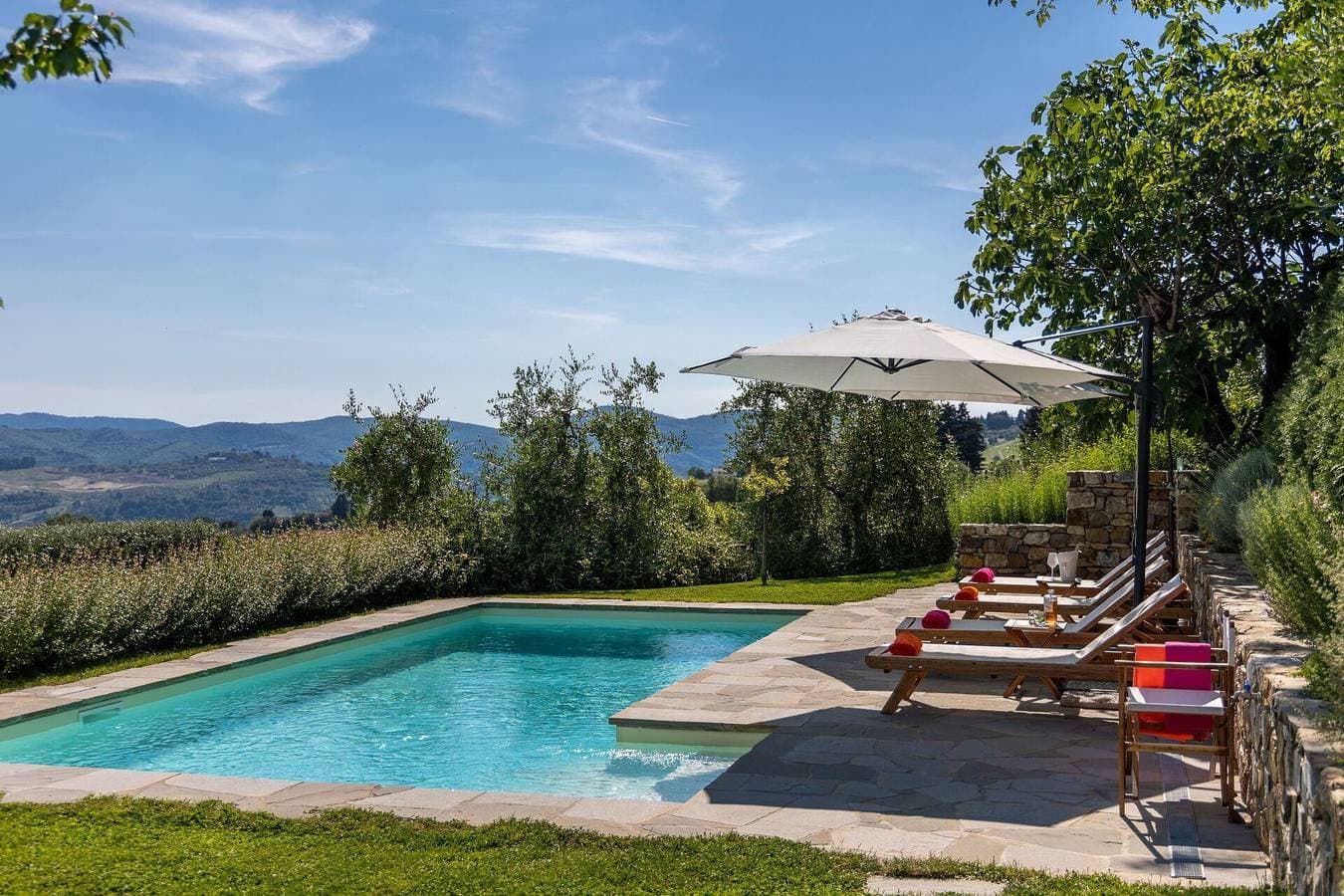 Foto 11 von 69: Villa für 8 Personen mit Pool