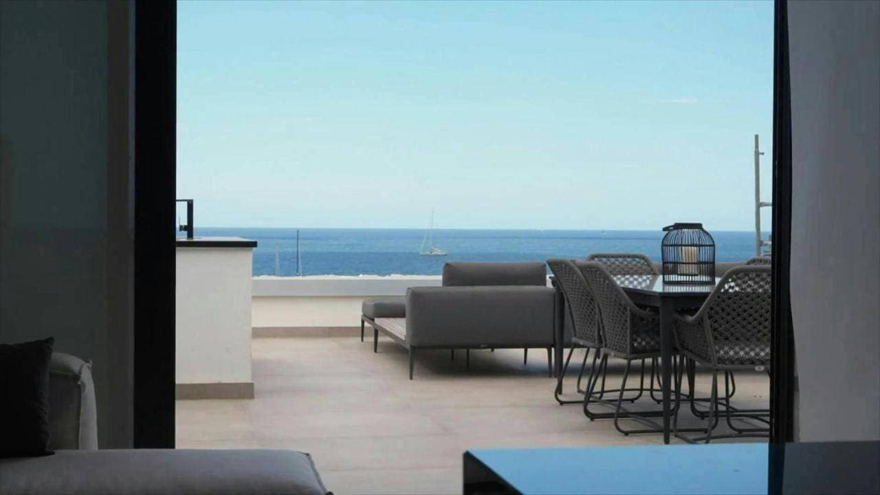 Sunny Apt. with incredible views to Puerto Portals 1