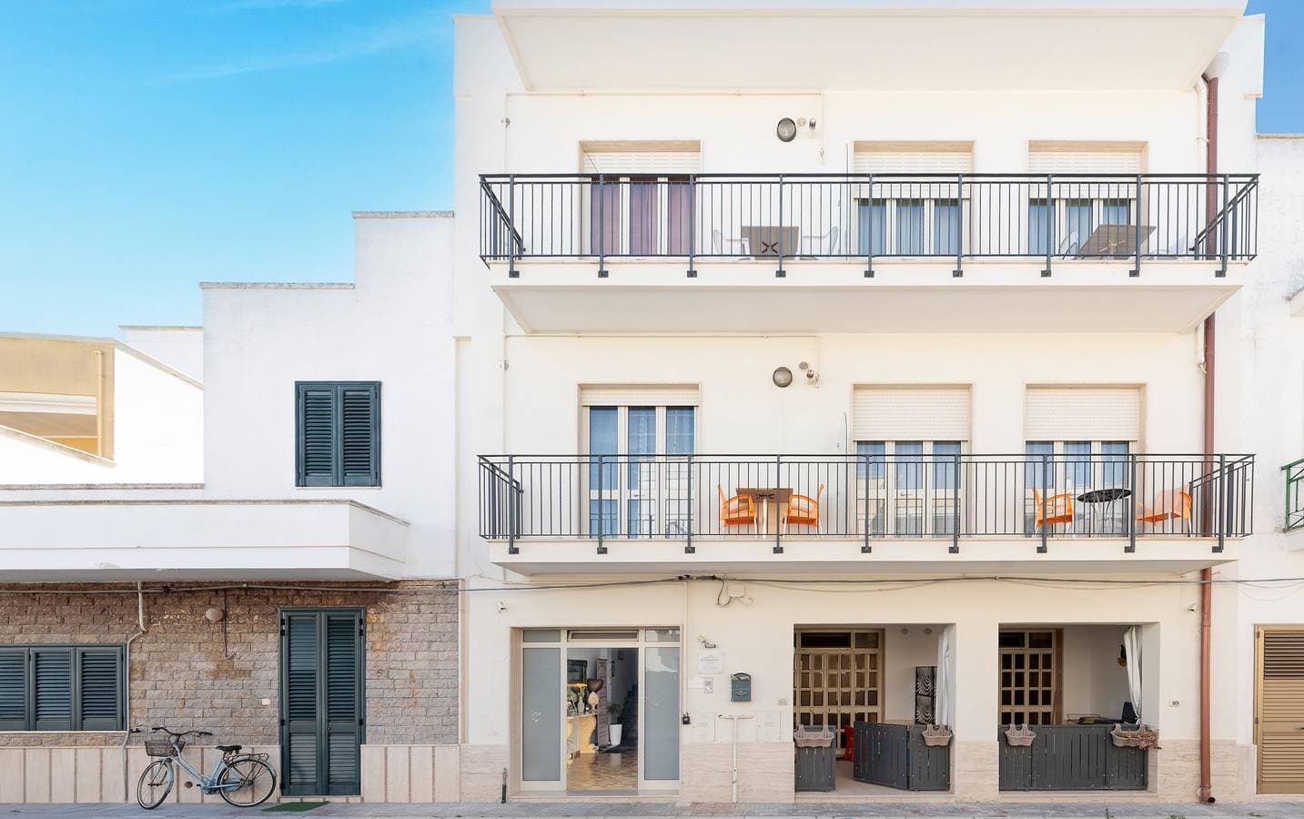 Foto 4 von 43: Doppelzimmer mit privatem Balkon und Meerblick