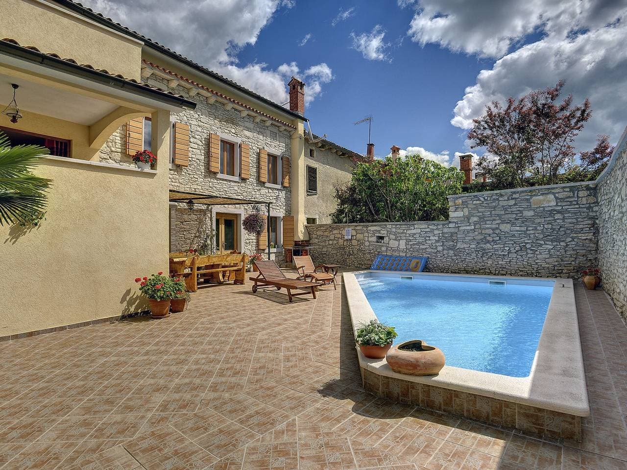 Foto 3 von 24: Villa in Svetvincenat mit Pool & Strand