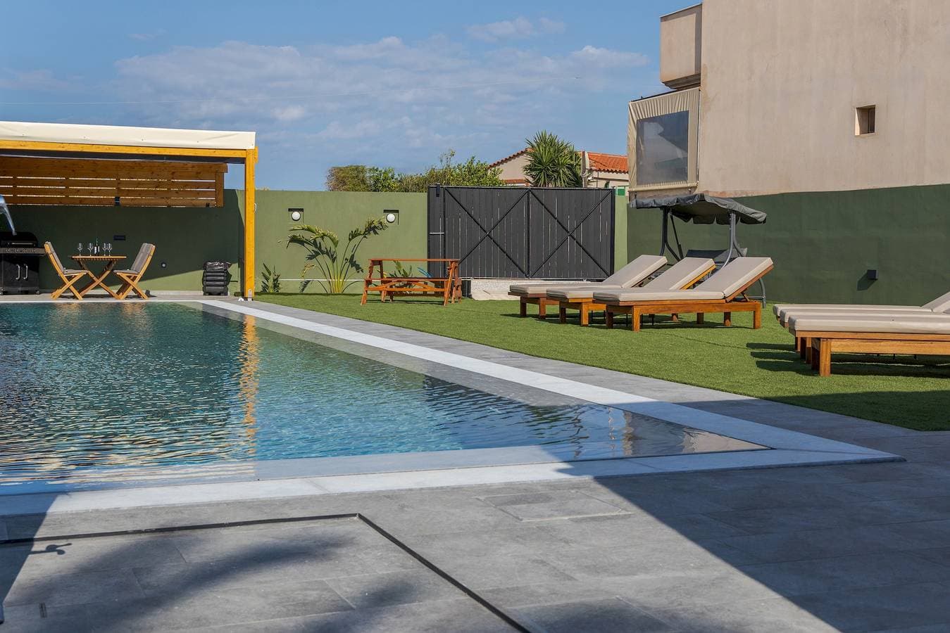 Foto 2 von 39: Ferienhaus für 4 Personen mit Terrasse