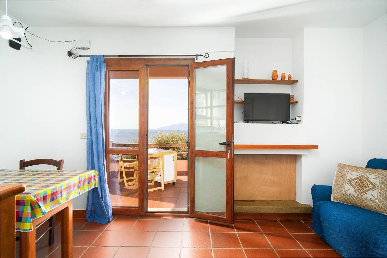 Foto 4 von 22: Ferienhaus 'Panoramico Splendida Vista Mare' mit Meerblick, WLAN und Klimaanlage