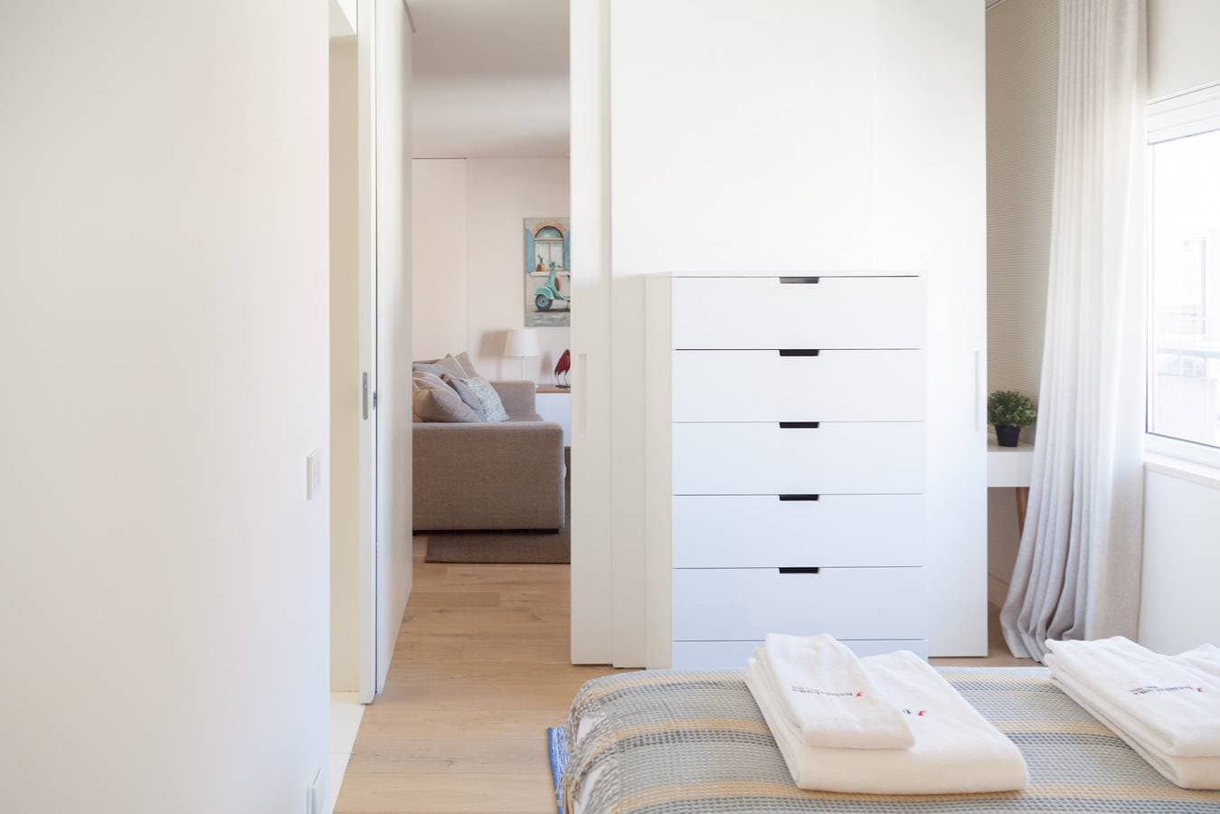 Foto 10 von 13: Flh Saldanha Minimalist Flat