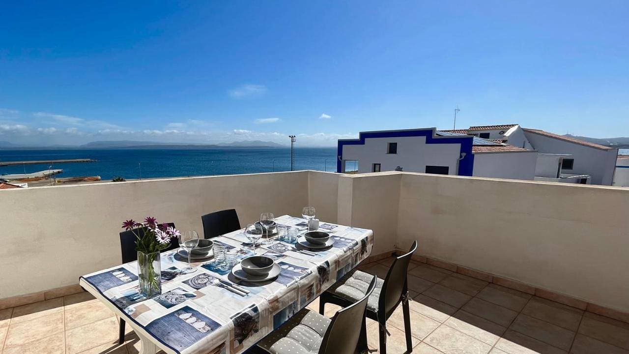 Attici con Terrazzo vista Mare 1