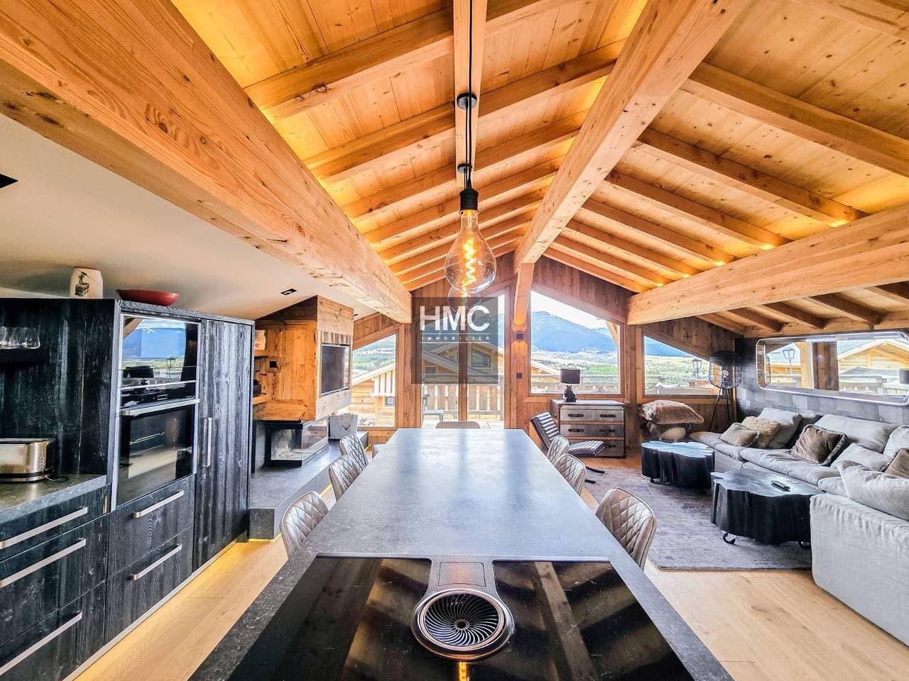 Foto 3 von 14: Chalet für 6 Personen mit Balkon