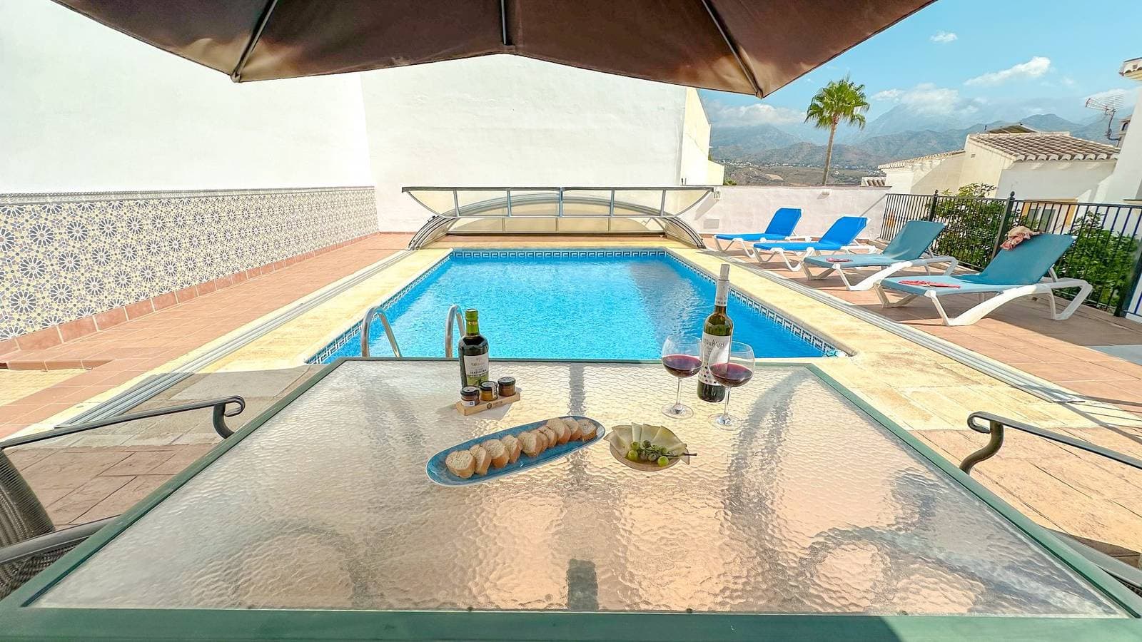 Casa Balcón del Mar con Piscina Privada en Nerja 1