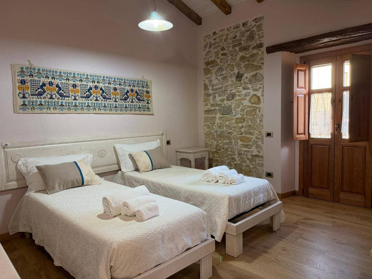 Foto 4 von 7: Double or Twin Room with Private Bathroom