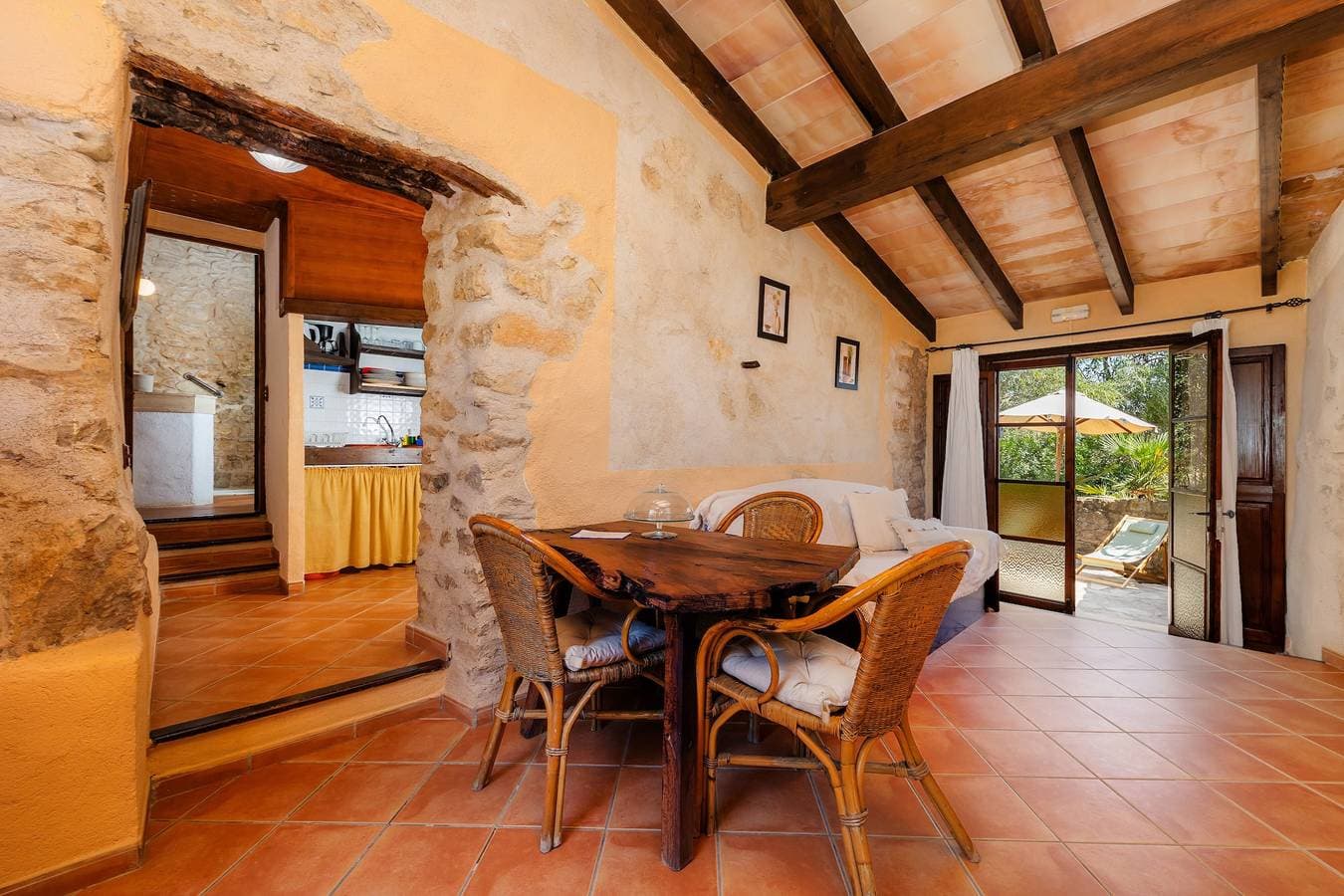 Foto 4 von 34: Ferienwohnung "Es Forn" mit Bergblick, Gemeinschaftspool und WLAN