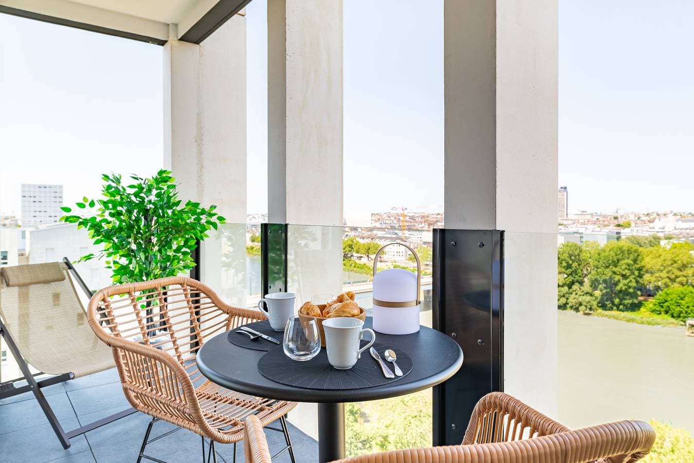 Foto 3 von 12: Ferienwohnung für 4 Personen mit Balkon