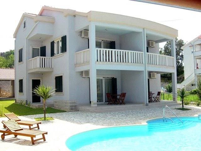 Apartments Tomislav 1