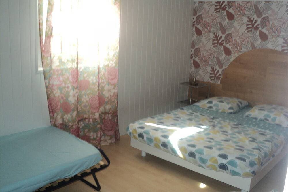 Foto 3 von 8: Homestay in a condominium