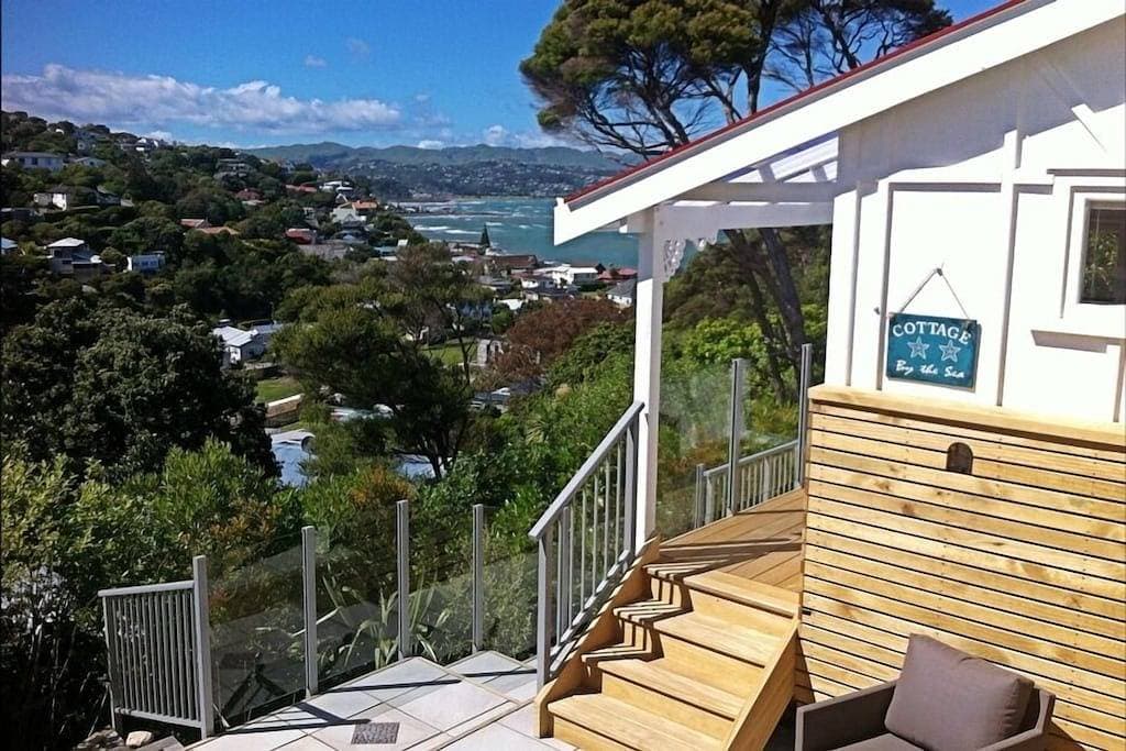 Foto 9 von 9: Aspen Cottage - Stilvolles Ferienhaus mit Meerblick