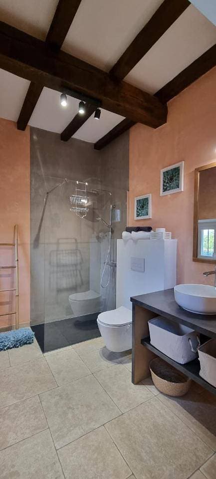 Foto 10 von 15: Deluxe Double Room with Shower