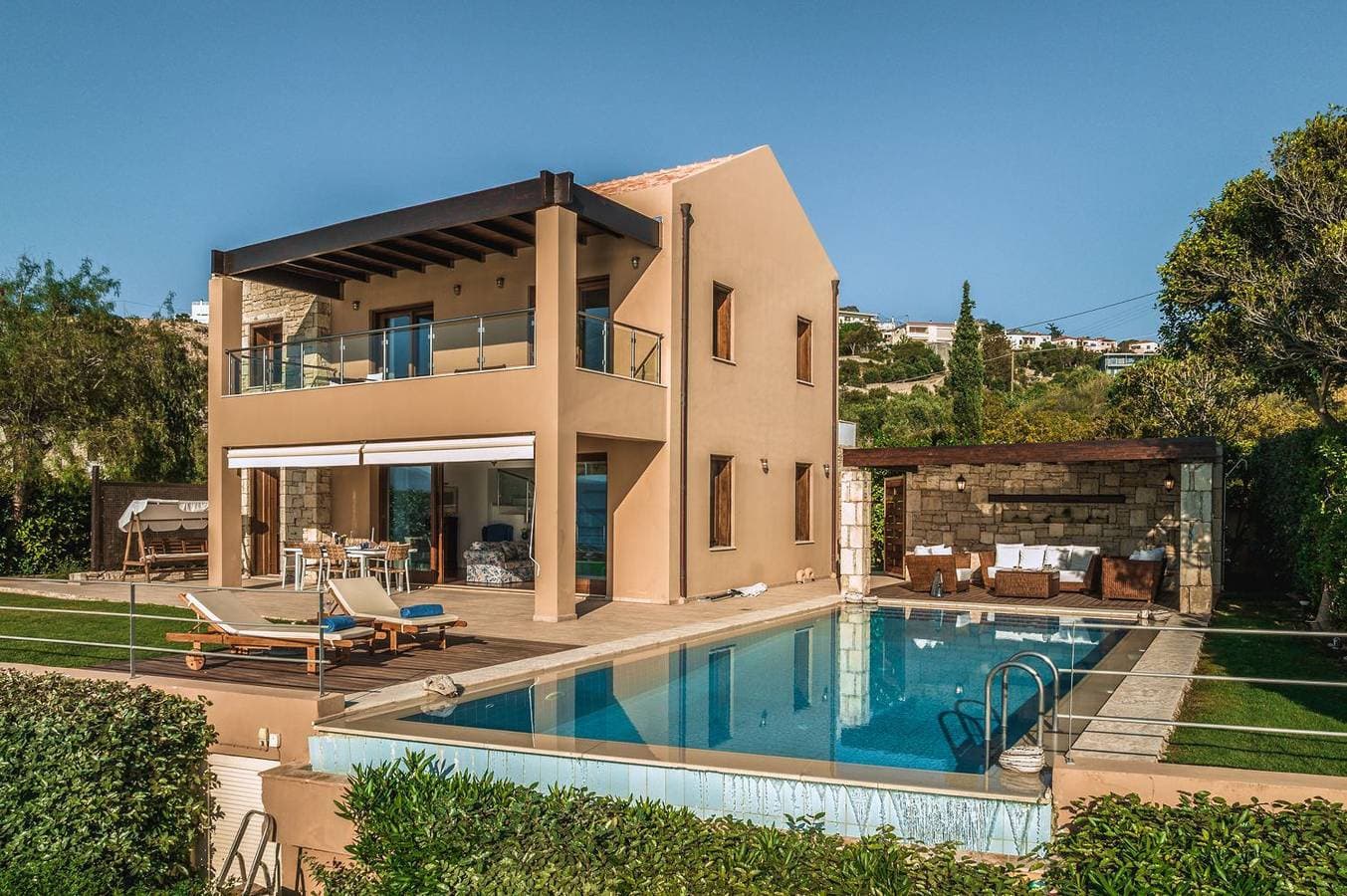 Villa 1