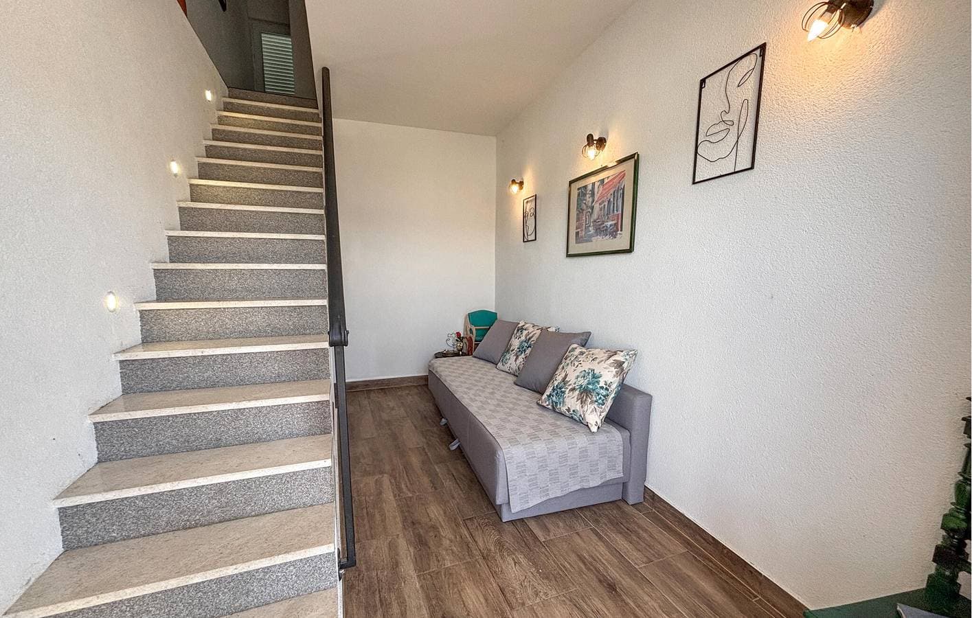 Foto 10 von 26: Gemütliche 1-Zimmer-Wohnung mit Terrasse, 600 m vom ruhigen Strand entfernt
