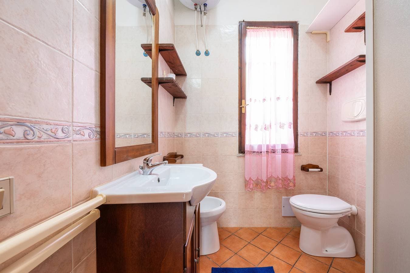 Foto 5 von 23: Ferienwohnung 'Appartamento Pinus' mit privater Terrasse und Klimaanlage