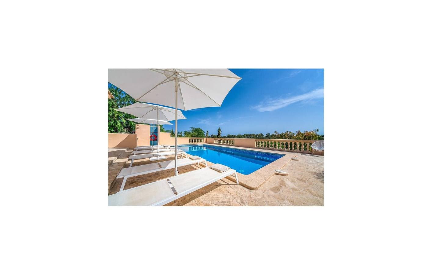 Foto 12 von 37: Rückzugsort mit Meerblick, Pool, Terrasse und Grill