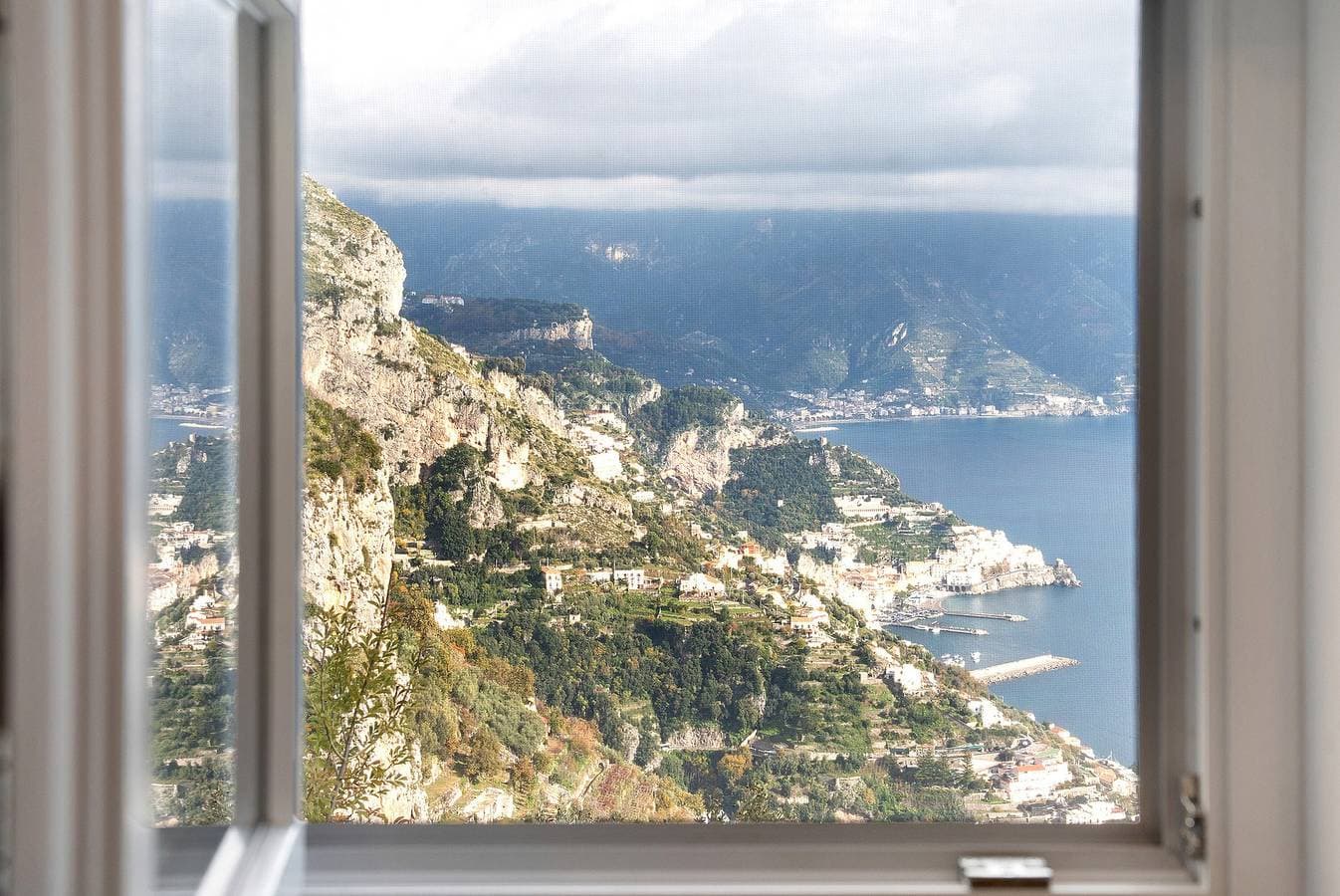 Foto 2 von 45: Casa Vacanze JoRì: Meerblick, kostenloser Privatparkplatz, Terrasse, Klimaanlage, nahe Amalfi