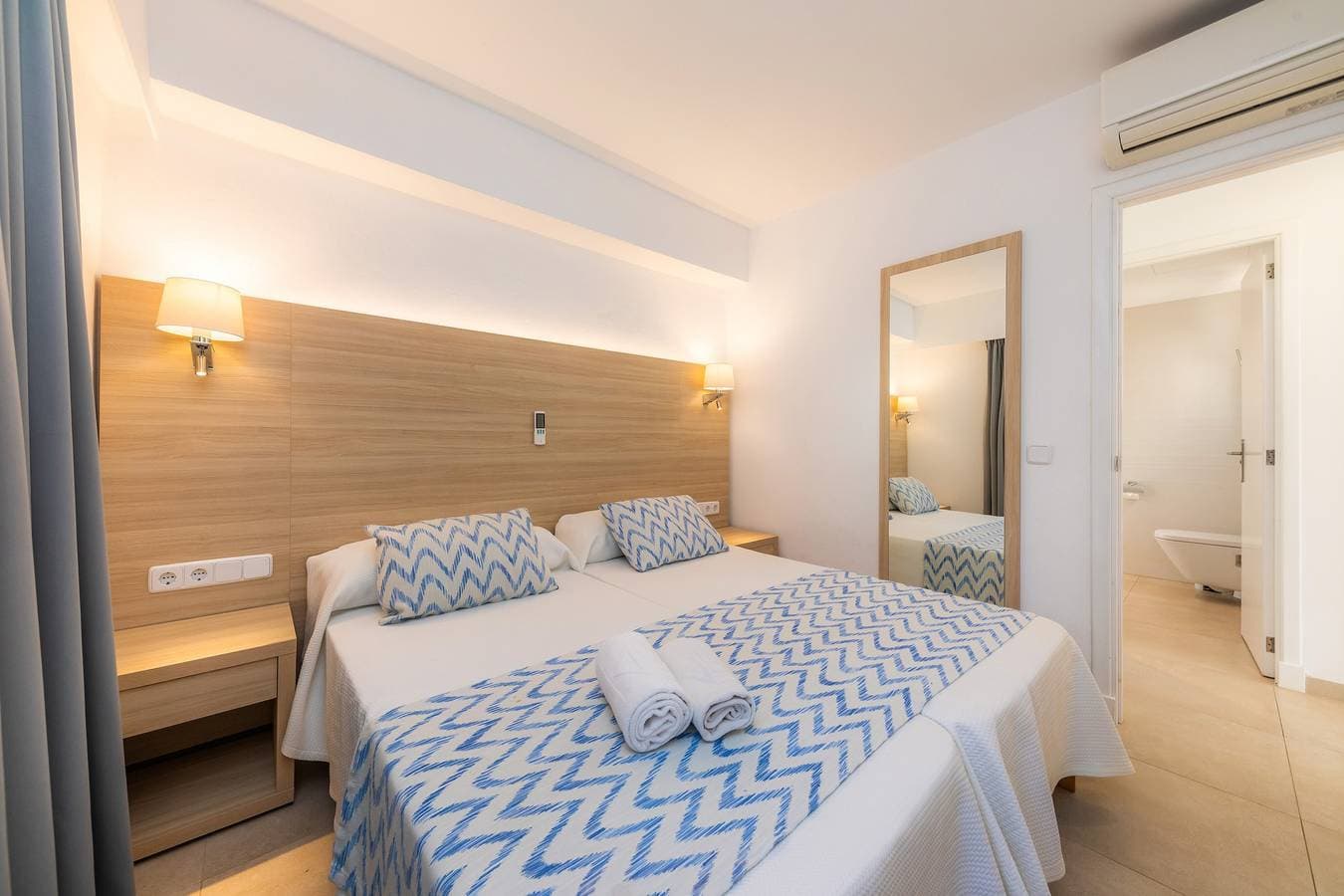 Foto 9 von 21: Ferienwohnung 'Apartamento Bon Aire N1' mit Gemeinschaftspool, WLAN und Klimaanlage