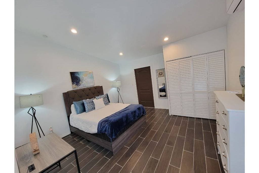 Foto 8 von 13: Montoya 1 Bdr Luxury Condo