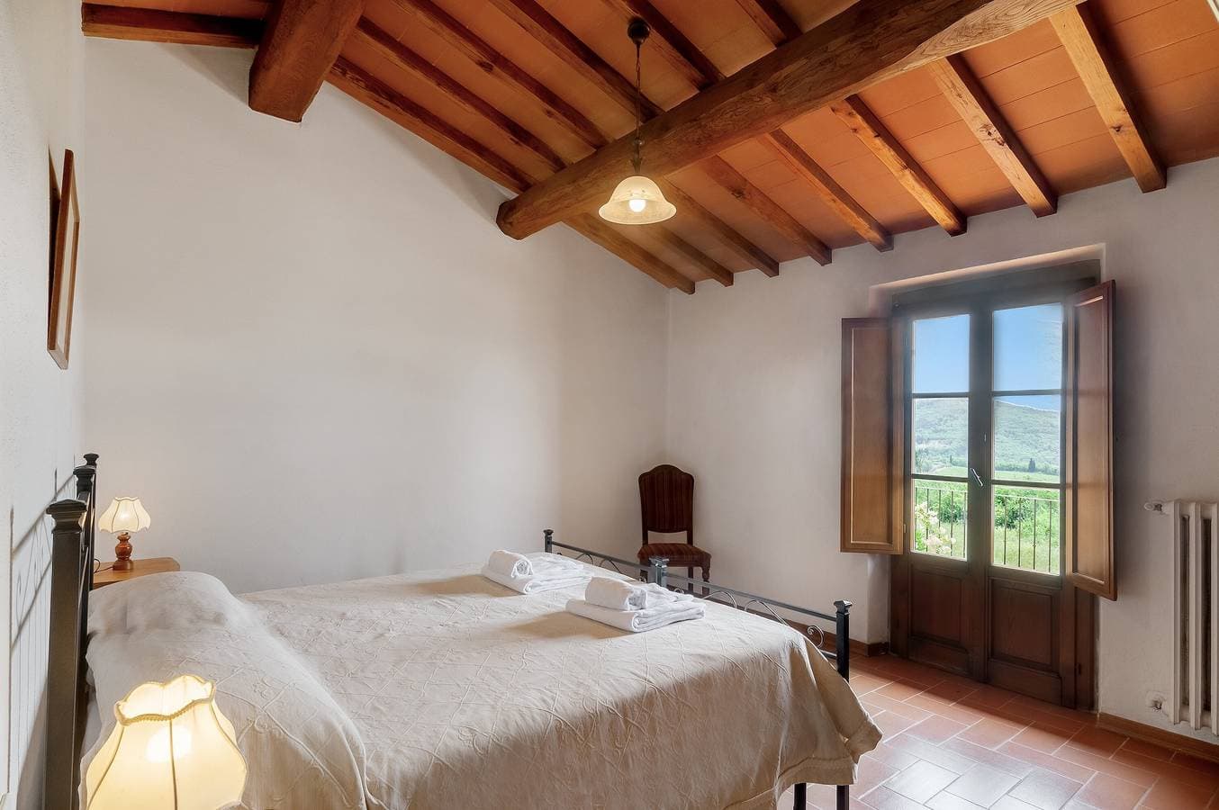 Foto 13 von 30: Ferienwohnung 'Cipressaia Bellavista' mit Gemeinschaftspool, Gemeinschaftsgarten und Wi-Fi