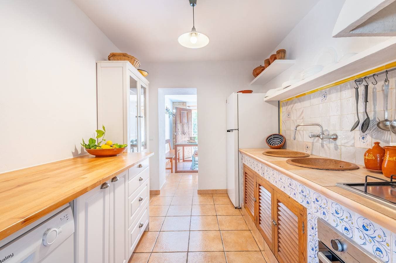 Foto 7 von 29: Ferienhaus "Marina de Ses Covetes" mit WLAN, Terrassen und nahe dem Strand Es Trenc