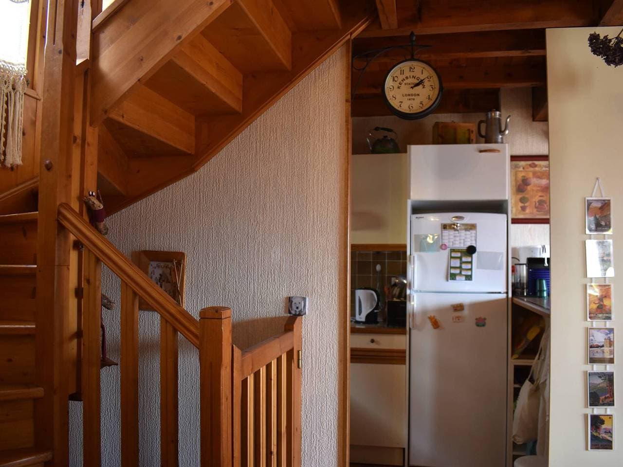 Foto 5 von 13: Südliches 4-Seiten-Chalet mit Terrasse in der Nähe des Zentrums