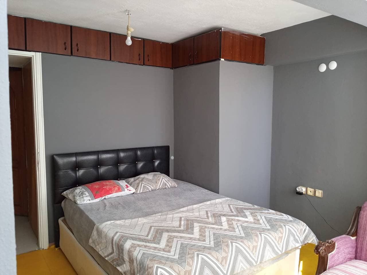 Foto 2 von 14: Apartment mit 4 Schlafzimmern, Flussblick, Garten und 24-Stunden-Self-Check-in