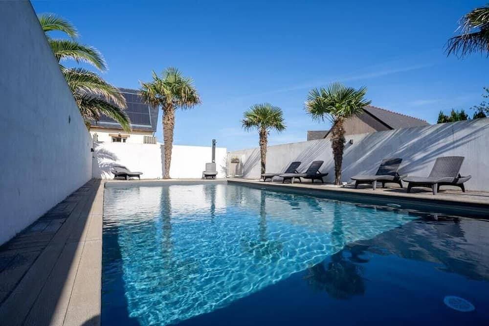 Foto 10 von 13: House facing the sea, with swimming pool and Spa Omaha Gites