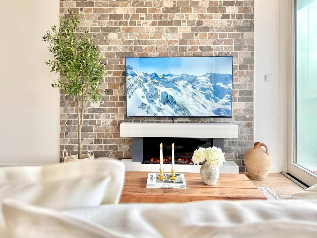 FLAIR Apartments Vorarlberg - Stilvolles Wohnen nahe Bodensee & Alpen - Küche, Balkon & Gratis Parkplatz 1