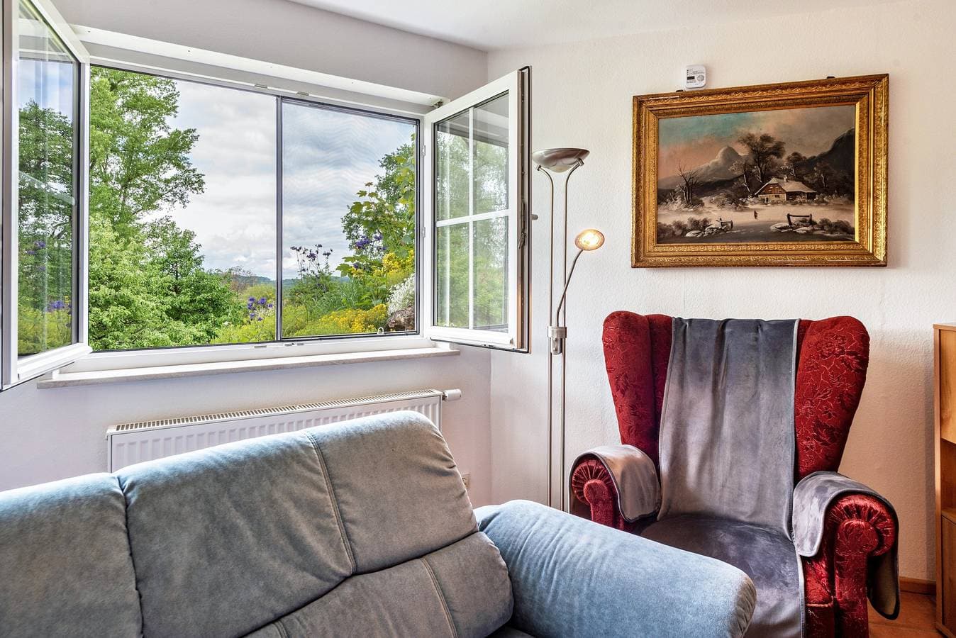 Foto 7 von 35: Ferienwohnung Alexandra mit Terrasse, Gemeinschaftsgarten und Wi-Fi
