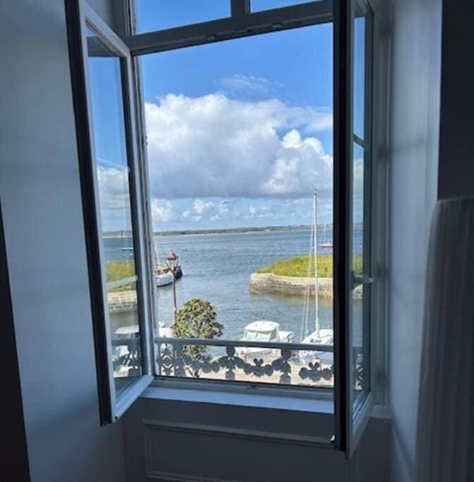 Foto 12 von 13: Three-Bedroom Apartment with Harbour View