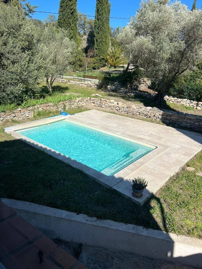 Foto 4 von 31: Three-Bedroom Villa