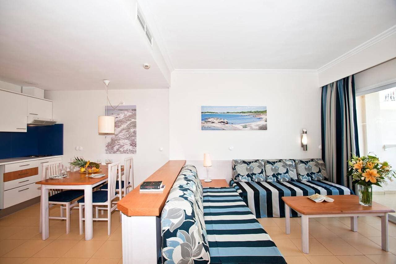 Foto 6 von 18: One-Bedroom Apartment with Balcony