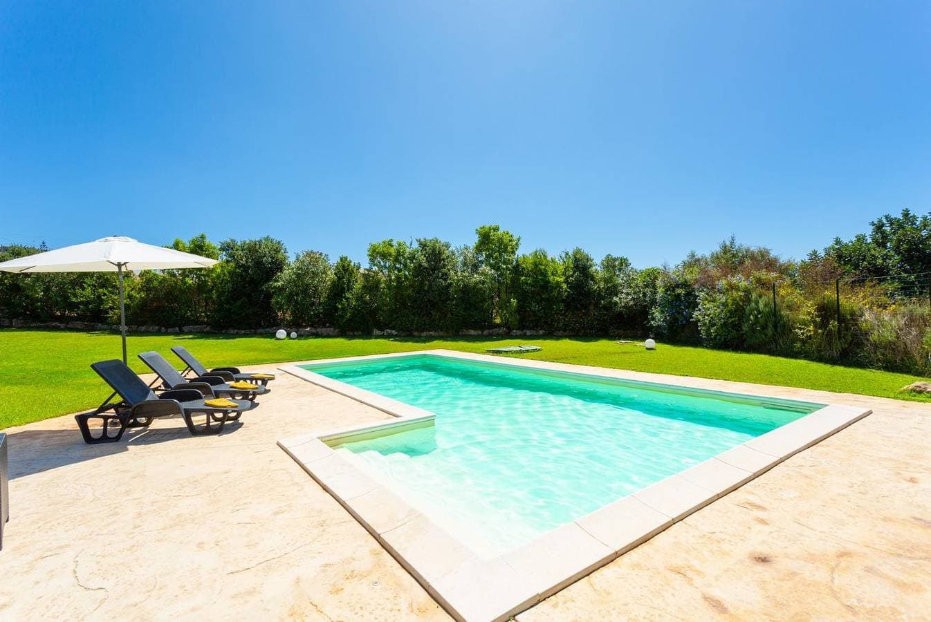 Foto 7 von 27: Villa für 4 Personen mit Meerblick
