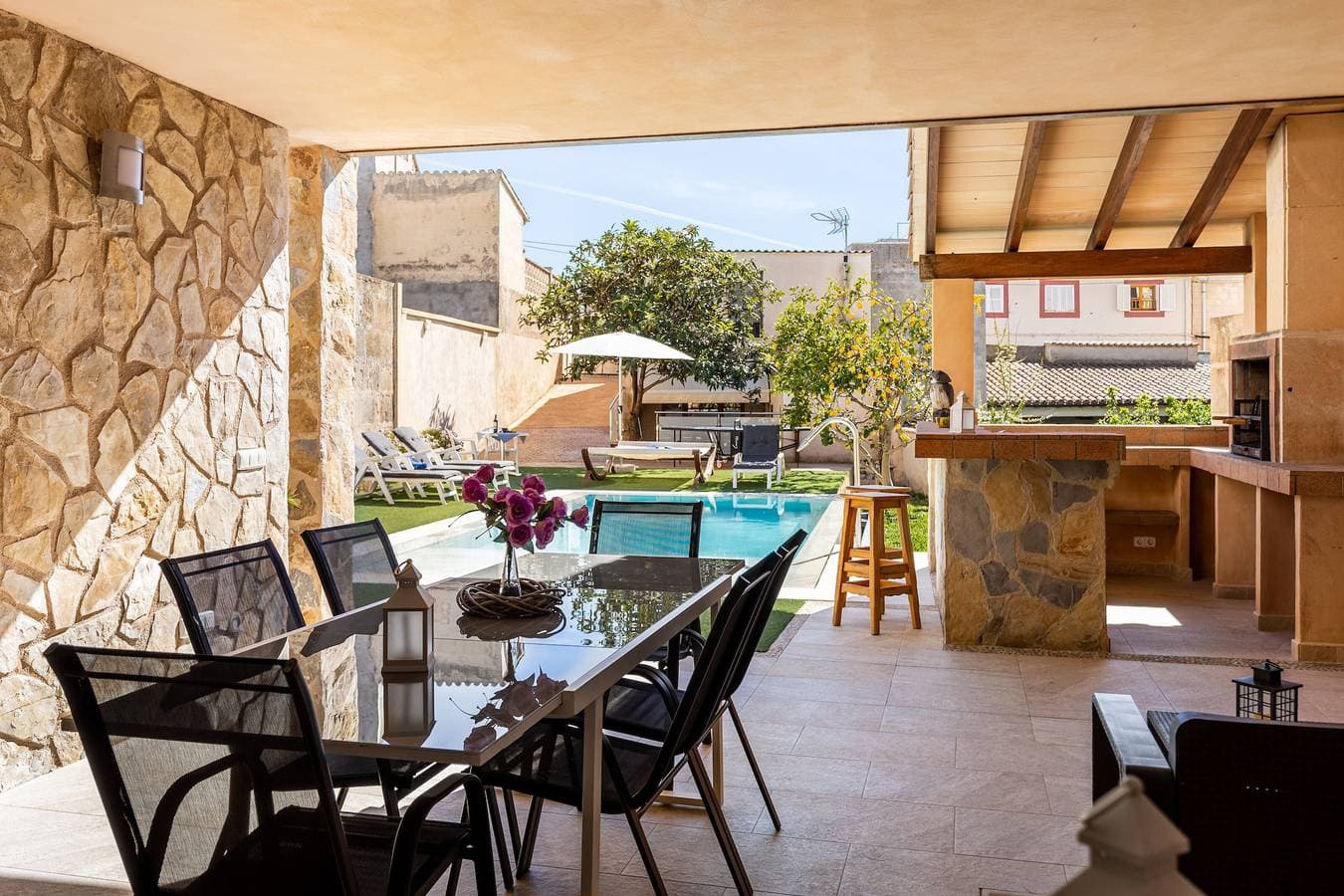 Foto 5 von 26: Beeindruckende „Casa Magui“ mit Pool, Garten, Terrassen & WLAN; Parkplatz vorhanden